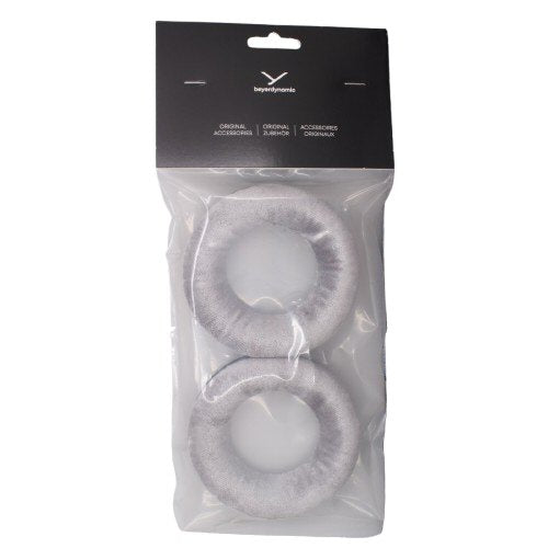 Packaging showing Beyerdynamic logo for DT770 SKU 1000886 one pair