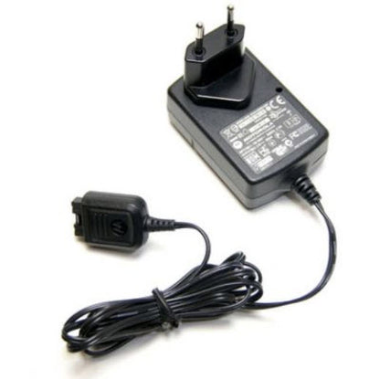 Motorola MXP600 MTP3000 MTP6000 series personal charger with EU 2 pin plug SKU PS000042A33 — Motorola EU pin power adapter and personal radio charger with MXP600 connector plug